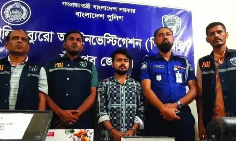 চাঁদপুরে ব্যাংকের নৈশপ্রহরী হত্যার প্রধান আসামি সাকিব গ্রেপ্তার