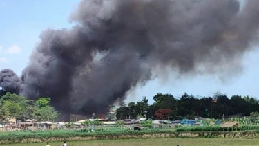 রোহিঙ্গা ক্যাম্পে আগুন, নিয়ন্ত্রণে ১৩ ইউনিট