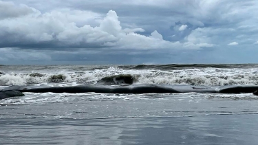 সমুদ্র বন্দরে ৩ নম্বর সংকেত