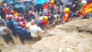 কক্সবাজারে রোহিঙ্গা ক্যাম্পে পাহাড়ধস, ১০ জনের মৃত্যু