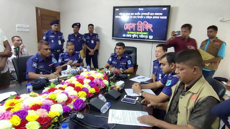 ধর্ষণের পর গলায় সালোয়ার পেঁচিয়ে কিশোরীকে হত্যা করে শাহাদাত