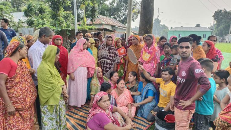 ময়মনসিংহে মাদক সেবনের প্রতিবাদ করায়, বৃদ্ধকে কুপিয়ে হত্যা!