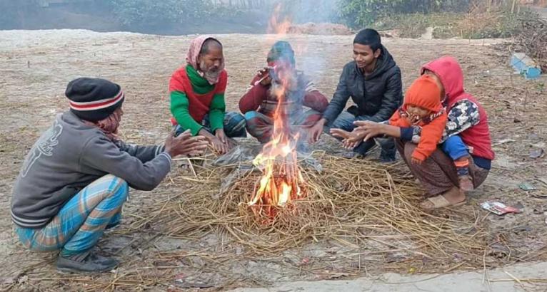 কুড়িগ্রামে বেড়েছে শীতের তীব্রতা, বিপাকে স্বল্প আয়ের মানুষ