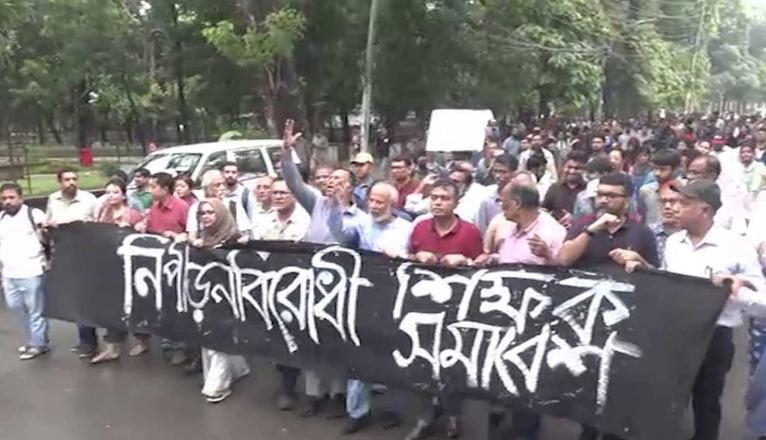 জুলাই আন্দোলনে যেভাবে ভূমিকা রাখে শিক্ষক নেটওয়ার্ক