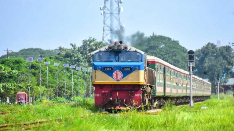 প্রথম ৩০ মিনিটে বিক্রি প্রায় ৩৩ হাজার টিকিট, হিট এক কোটি ২৩ লাখ