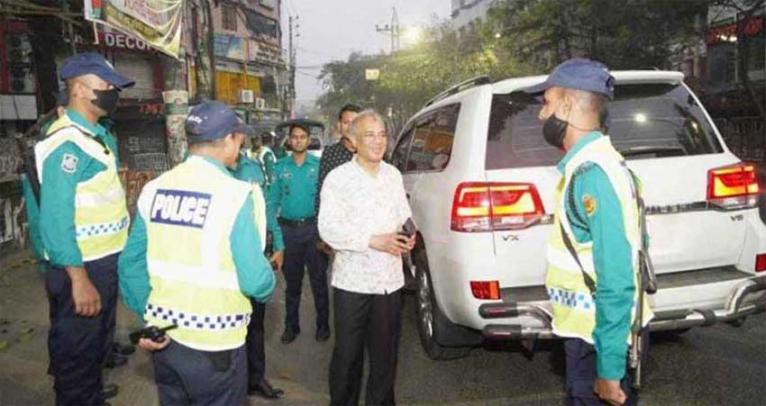 আইনশৃঙ্খলার অবনতি যারা ঘটাচ্ছে, কাউকে ছাড় দেওয়া হবে না: স্বরাষ্ট্র উপদেষ্টা